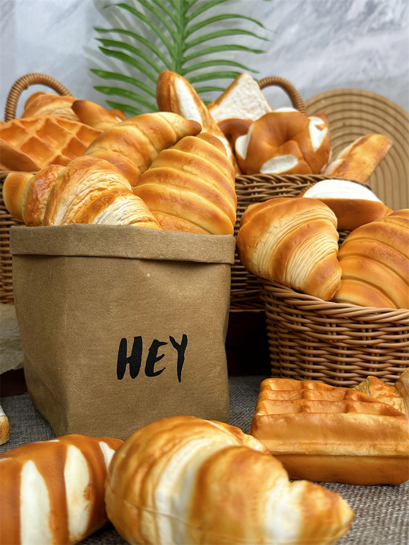 Zachte Mini Baguette Model Rea - Party Games Graduation recensie en prijs